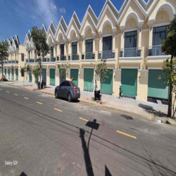 cho thuê nhà 1 trệt 1 lầu khu dân cư cao cấp Thái Thành Thuận Lợi