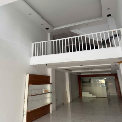 Góc 2MT NGAY NGÃ 4 Số 71A Trần Huy Liệu, DT 4x18m + 4 lầu = 55tr/th