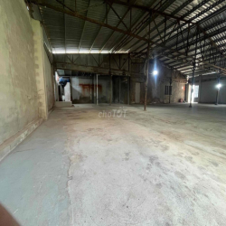 Cho Thuê Xưỡng 300m2 đường xe tải , ấp 2 xtt 1/ phan văn hớn