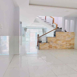 nhà 3 PHÒNG NGỦ 4,5x16 điện biên phủ