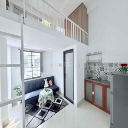Duplex Vườn Lài ban công thoáng mát