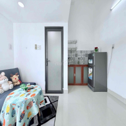 Duplex Vườn Lài ban công thoáng mát