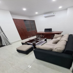 Cho thuê nguyên sàn Lầu 3 làm VP giá chỉ 11tr
