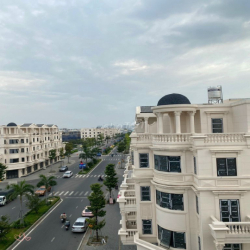 Cho thuê nguyên sàn Lầu 3 làm VP giá chỉ 11tr