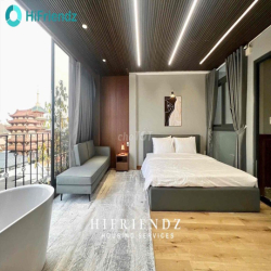 BÙNG NỔ THÁNG 5 FULL NỘI THẤT BAN CÔNG QUẬN 4 VIEW SÔNG