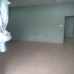 Cho Thuê Nhà Cấp 4. 2 Mặt Tiền. Có 2 PN . DT 210m2. Đường Đặng Văn Bi 