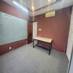 Văn phòng chính chủ, Lý Văn Phức Q1!