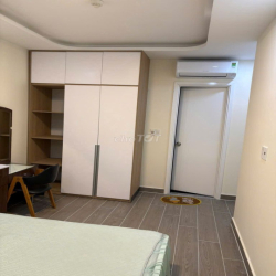 Cho thuê căn góc view Quận 1, full nội thất cao cấp