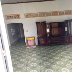 Nhà cho thuê, có thể buôn bán kinh doanh