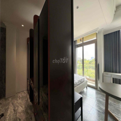 Căn hộ cho thuê có ban công đầu tư nội thất cao cấp