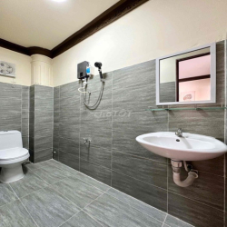 *** 1 CĂN PENTHOUSE VIEW ĐỈNH, 1PN-1PK-1WC