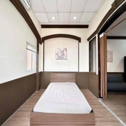 *** 1 CĂN PENTHOUSE VIEW ĐỈNH, 1PN-1PK-1WC