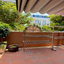 Phòng VIP TẦNG 1. MT LÊ VĂN VIỆT