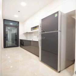 Cho thuê căn hộ 2PN tại Vinhomes  Bason Q1 giá chỉ 25 triệu