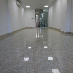 Nhà hầm, 4 lầu, sàn trống, thang máy phường An Phú, chỉ 39 triệu/tháng