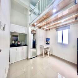 Căn Hộ Duplex Mới Xây, Thoáng Gần Coopmart Nhiêu Lộc Q3
