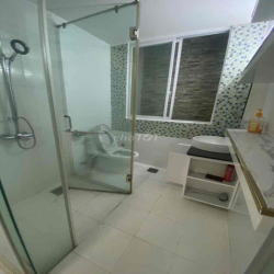 NHÀ MỚI 3PN NGAY TRUNG TÂM QUẬN 3 - HEM BA GÁC NHÀ ĐẸP