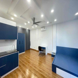 Cho thuê CHDV Cityland ban công giá 7tr/tháng