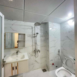 Cho thuê CHDV Cityland ban công giá 7tr/tháng