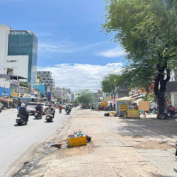 Mặt tiền Cách Mạng Tháng 8, Phường 7 , Quận Tân Bình.