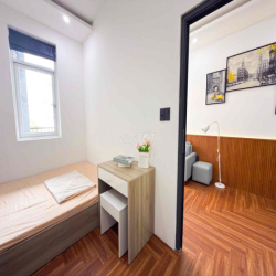 1PN BAN CÔNG 50m2 TRUNG TÂM QUẬN 1, NỘI THẤT CAO CẤP, NHÀ MỚI 100%