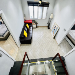 Biệt thự gốc 145m2, đông nam, 6pn 5wc, sân vườn, nhà đẹp, an ninh