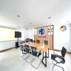 Nguyên Căn 7x18 3 lầu mặt tiền đường 40 tân Quy Đông