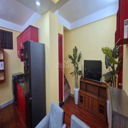 Nhà cho thuê Q1 - Nguyễn Trãi