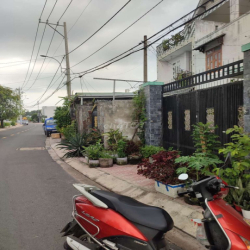 Cho thuê nhà cấp 4 mặt tiền đường 10m ở đường Tân Hiệp 31, Hóc Môn