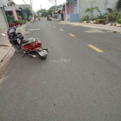 Cho thuê nhà cấp 4 mặt tiền đường 10m ở đường Tân Hiệp 31, Hóc Môn