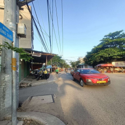 CHO THUÊ NHÀ KINH DOANH MỚI ĐẸP HỒ VĂN LONG GÓC 3MẶT ĐƯỜNG _GIÁ 15TR