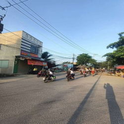 CHO THUÊ NHÀ KINH DOANH MỚI ĐẸP HỒ VĂN LONG GÓC 3MẶT ĐƯỜNG _GIÁ 15TR