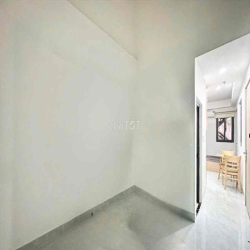 2 KHÔNG GIAN NGỦ NGAY CV LÀNG HOA GÒ VẤP