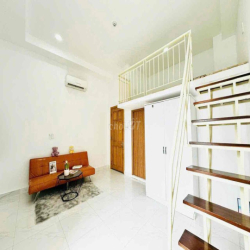 DUPLEX BAN CÔNG FULL NỘI THẤT NGAY GẦN ĐẠI HỌC VĂN HIẾN