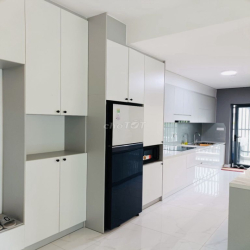 🍀 CHO THUÊ DIAMOND ALNATA FULL NỘI THẤT, 2PN TẦNG TRUNG VIEW YÊN TĨNH