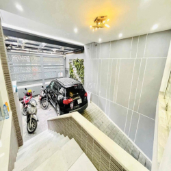 SIÊU PHẨM BIỆT THỰ 1073A CÁCH MẠNG THÁNG 8 - 5 TẦNG - DTSD 600m2 - THA