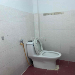 Cho thuê nhà gác , hẻm cụt an ninh gần DHSG/SP/KHTN