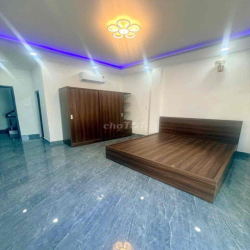 Cho Thuê Nhà Phố Liền Kề 1 Lửng 3Lầu ST 5PN.6WC Dương Quảng Hàm 19tr