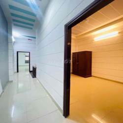 Nhà rộng 3pn 3 máy lạnh KDC Hồng Phát