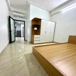 Căn hộ 1 ngủ 1 khách ngõ 92 Nguyễn Khánh Toàn