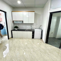 Căn hộ 1 ngủ 1 khách ngõ 92 Nguyễn Khánh Toàn