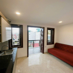 Căn hộ 1K1N FULL ĐỒ, nhà mặt phố Khâm Thiên, Đống Đa 6.5 triệu/th