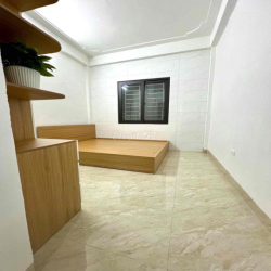 Căn hộ 1 ngủ 1 khách ngõ 92 Nguyễn Khánh Toàn