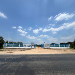Mặt bằng 16.000 m² có mặt tiền giáp sông 2.000 tấn và lộ Container