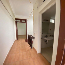 Cho thuê nhà ngõ 200 Vĩnh Hưng, Đông Thiên, ngõ ô tô tải
