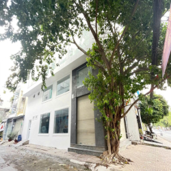  Góc Thoáng Trần Văn Kiểu Có Thang Máy - Gần Bệnh Viện Nam Học Sài Gòn
