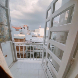 DUPLEX FULL NỘI THẤT NGAY TRUNG TÂM GIÁ 4TR9
