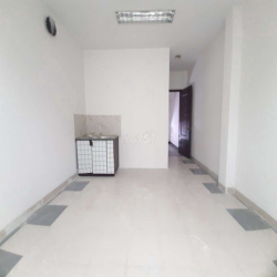7pn 7wc nhà mới sơn hxh a75 Bạch đằng, p2, khu sân bay