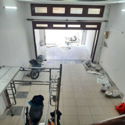 7pn 7wc nhà mới sơn hxh a75 Bạch đằng, p2, khu sân bay