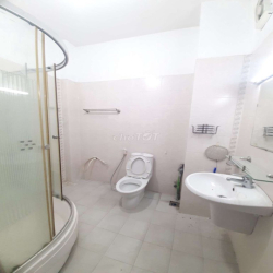 7pn 7wc nhà mới sơn hxh a75 Bạch đằng, p2, khu sân bay